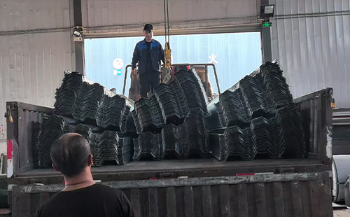 闭口城东楼承板耐火时限实测:大跨度怎样选城东楼承板 闭口楼承板耐火时限实测:大跨度怎样选城东楼承板