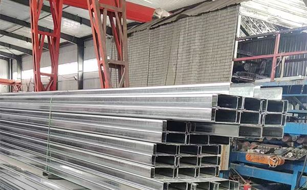 城东C型钢选型要点及本地化供应能力参考